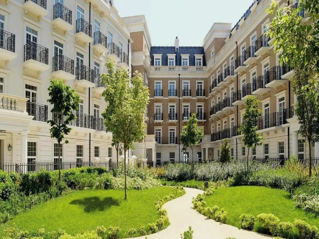 Kirayə verilir 2 otaqlı mənzil 60 m²