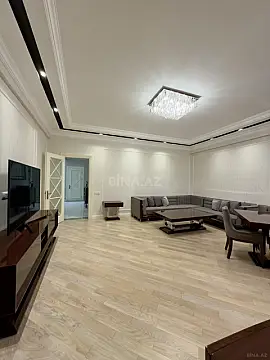 Satılır 2 otaqlı mənzil 115 m²
