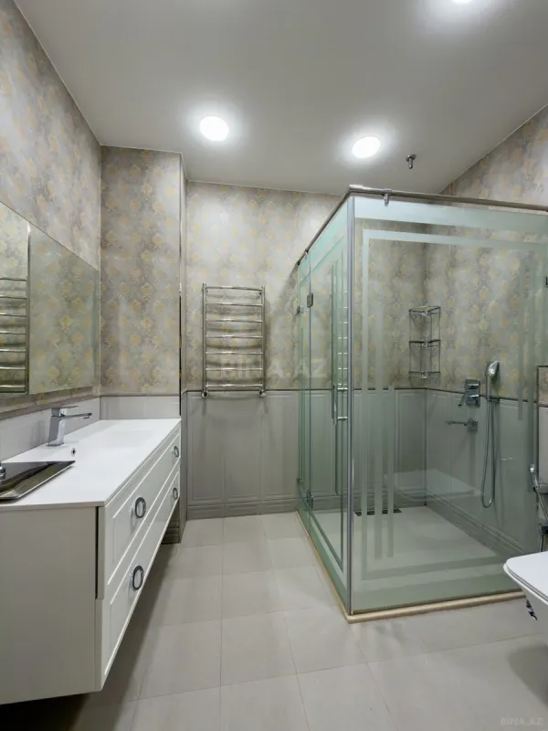 Satılır 2 otaqlı mənzil 115 m²