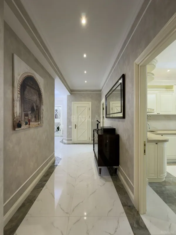 Satılır 2 otaqlı mənzil 115 m²