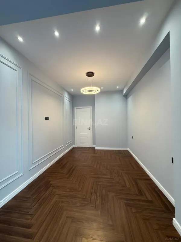 Satılır 3 otaqlı mənzil 98 m²