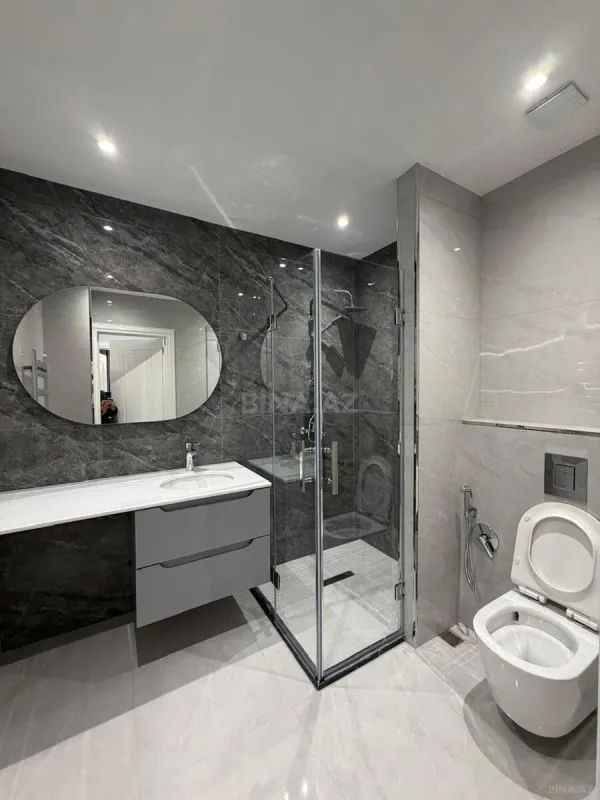 Satılır 3 otaqlı mənzil 98 m²