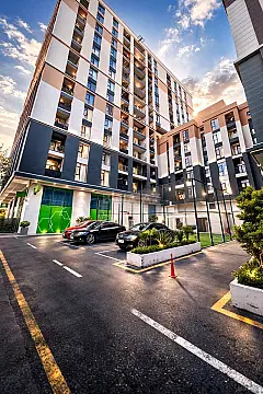 Satılır 2 otaqlı mənzil 103 m²