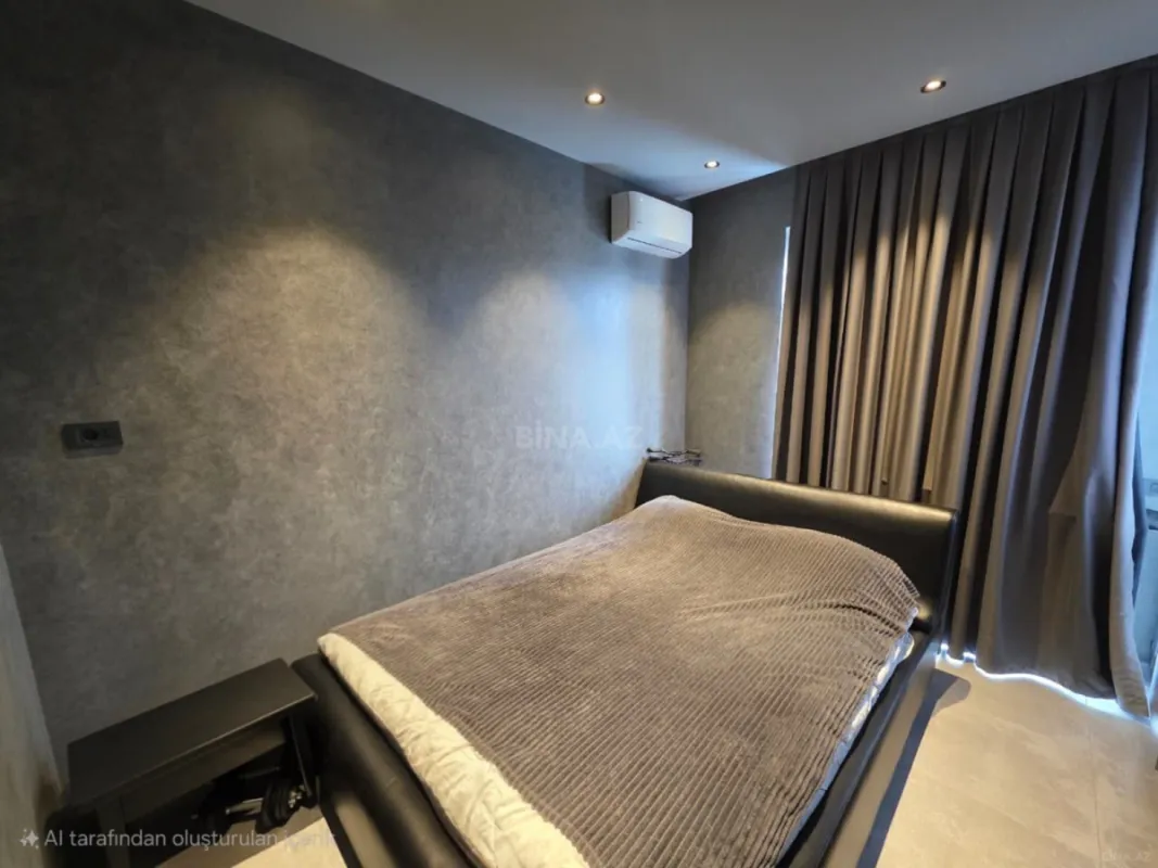 Satılır 3 otaqlı mənzil 145 m²