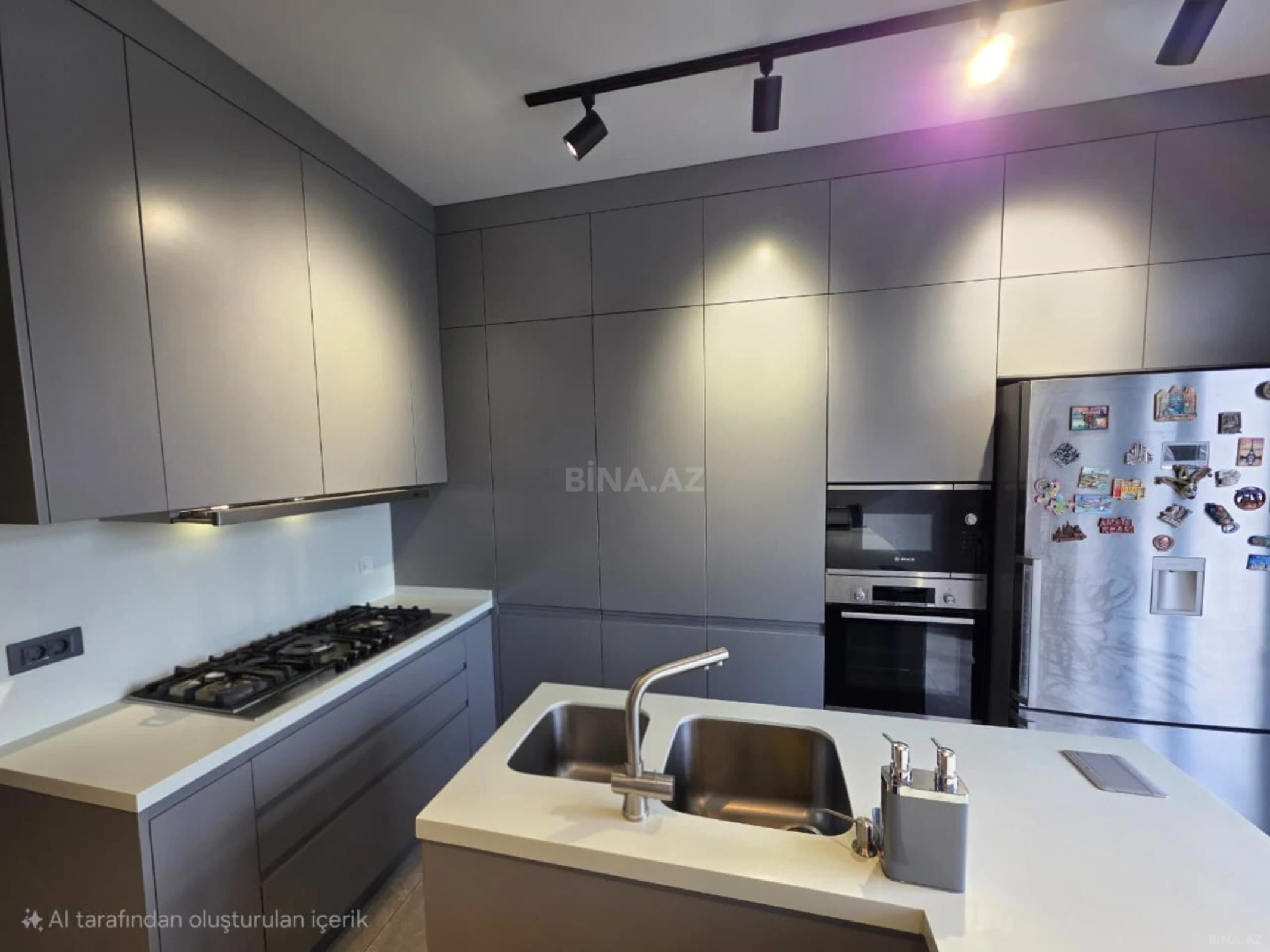 Satılır 3 otaqlı mənzil 145 m²