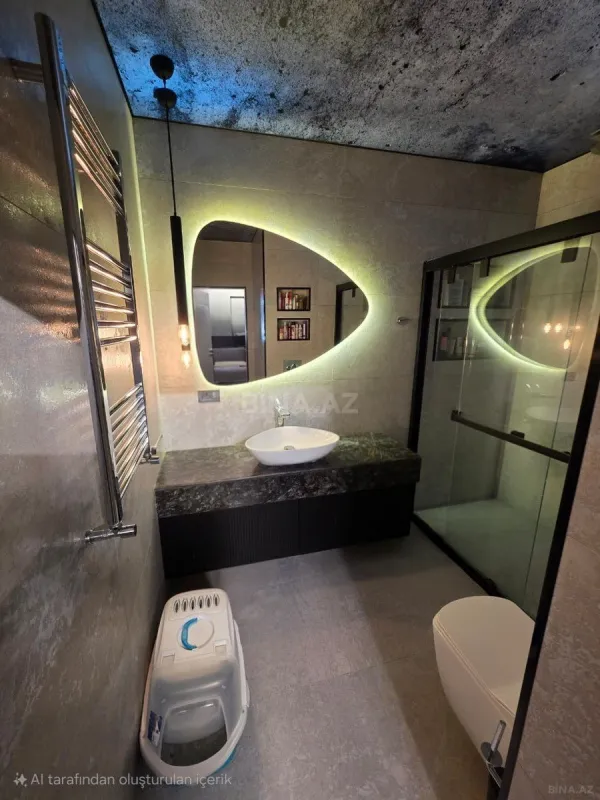 Satılır 3 otaqlı mənzil 145 m²