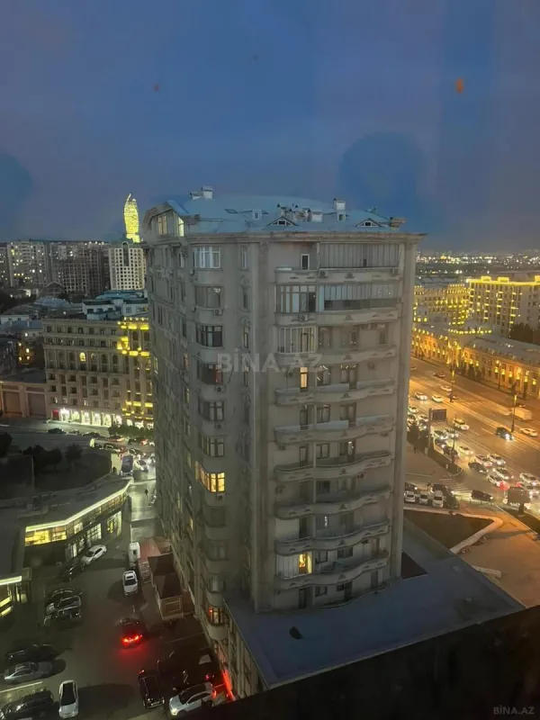 Satılır 3 otaqlı mənzil 103 m²
