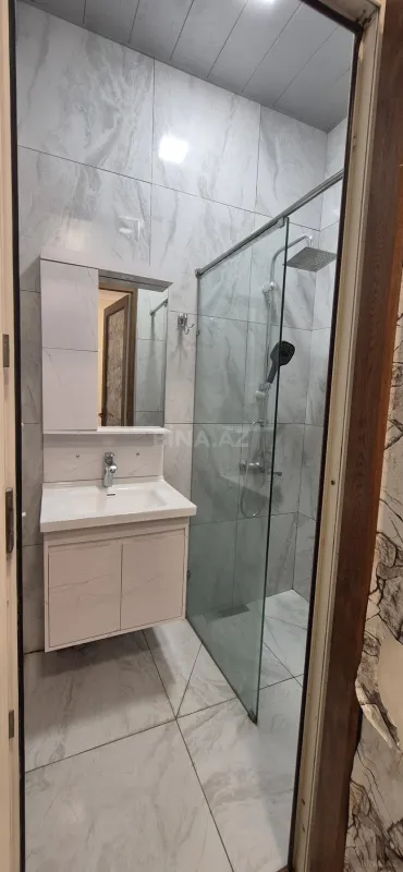 Kirayə verilir 2 otaqlı mənzil 60 m²