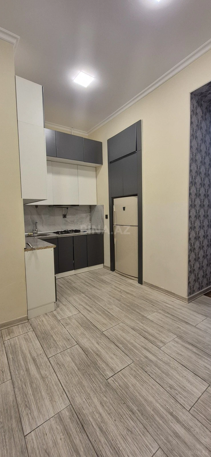 Kirayə verilir 2 otaqlı mənzil 60 m²