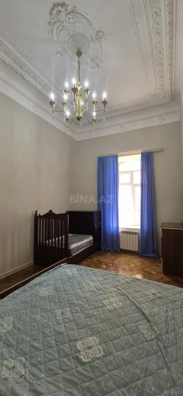 Kirayə verilir 2 otaqlı mənzil 60 m²