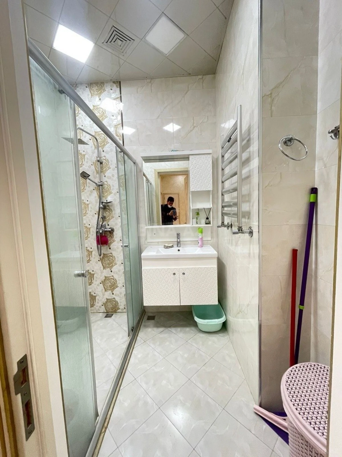 Kirayə verilir 2 otaqlı mənzil 80 m²