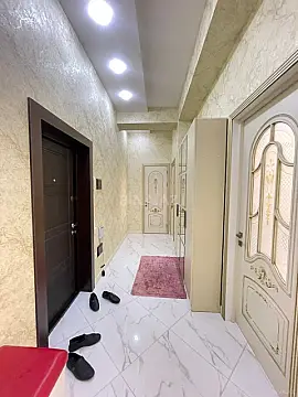 Kirayə verilir 2 otaqlı mənzil 80 m²