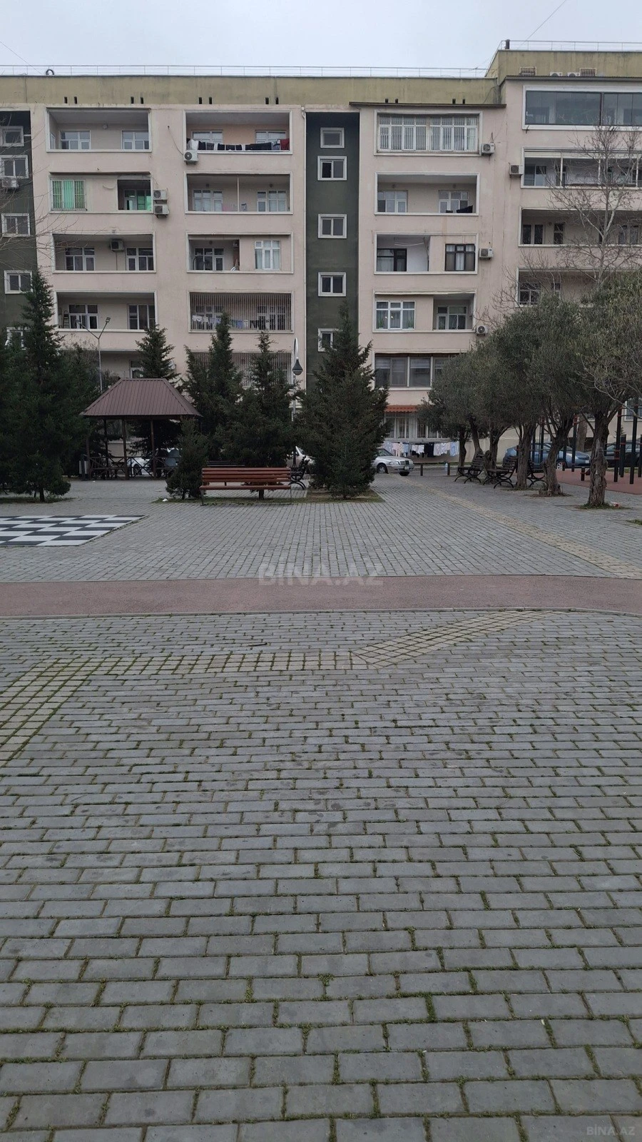 Satılır 3 otaqlı mənzil 90 m²