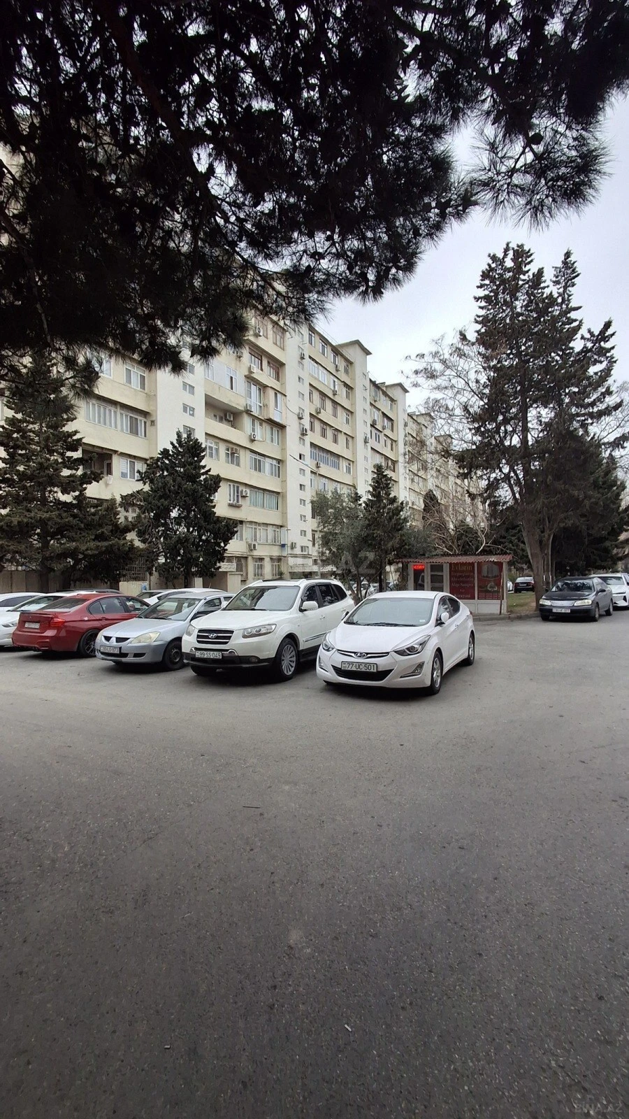 Satılır 3 otaqlı mənzil 90 m²