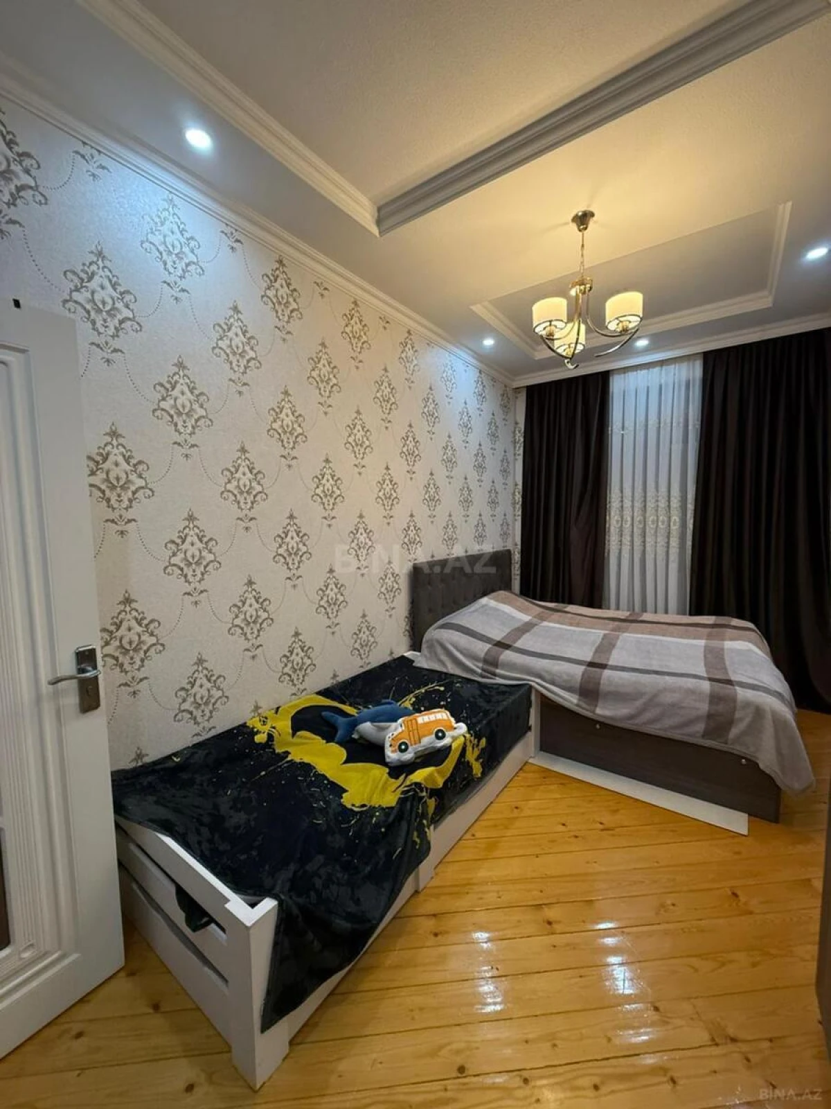 Kirayə verilir 2 otaqlı mənzil 85 m²