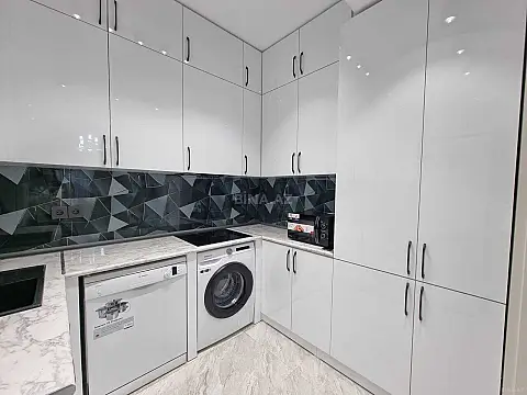 Kirayə verilir 2 otaqlı mənzil 70 m²