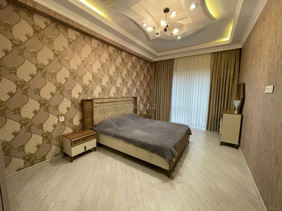 Kirayə verilir 2 otaqlı mənzil 95 m²