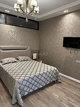 Kirayə verilir 3 otaqlı mənzil 150 m²