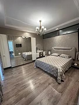 Kirayə verilir 3 otaqlı mənzil 150 m²