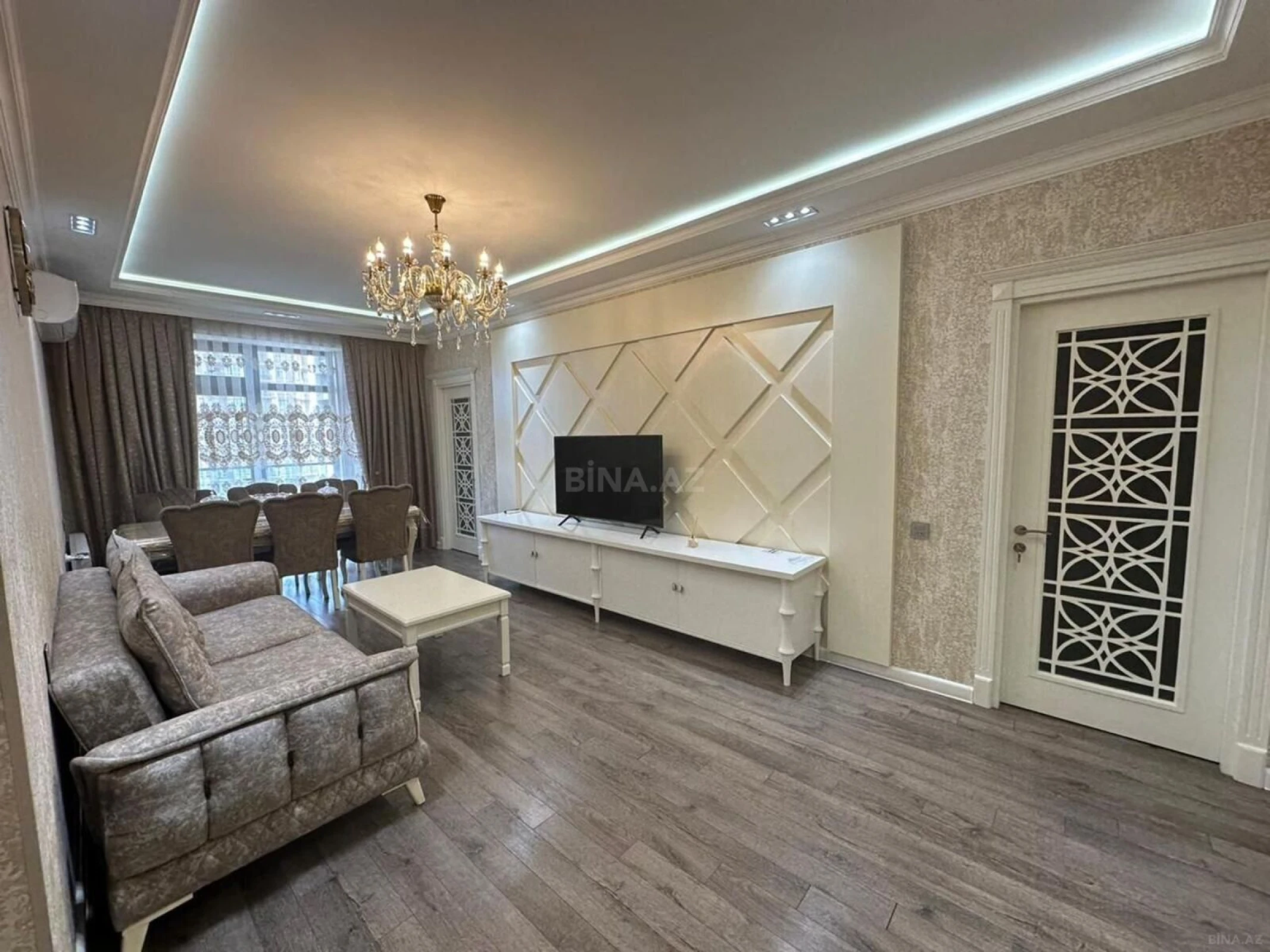 Kirayə verilir 3 otaqlı mənzil 150 m²