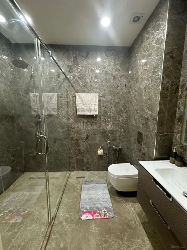 Kirayə verilir 3 otaqlı mənzil 150 m²