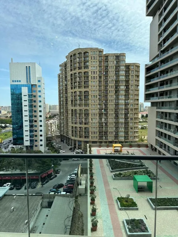 Kirayə verilir 3 otaqlı mənzil 150 m²