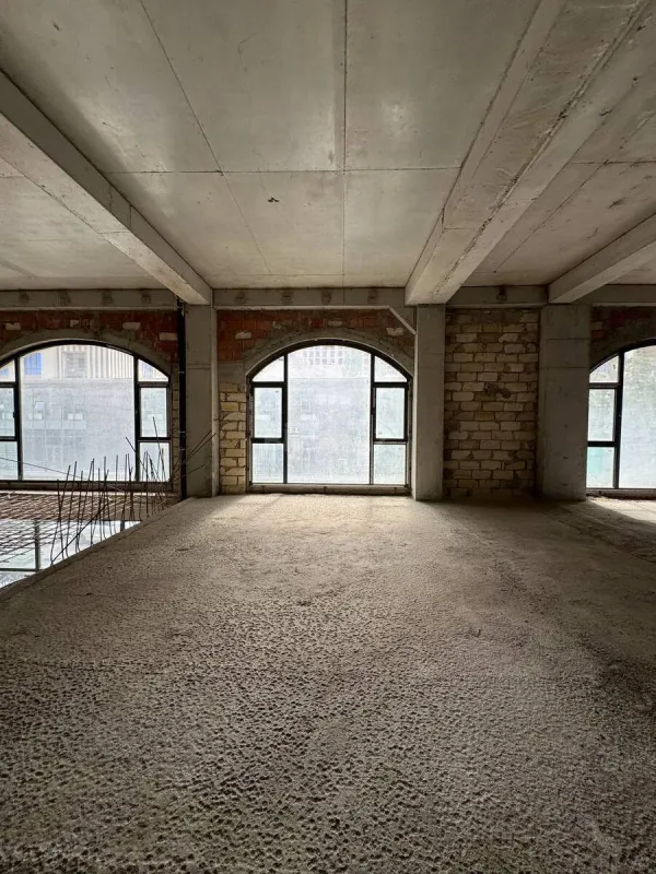 Kirayə verilir obyekt 2000 m²