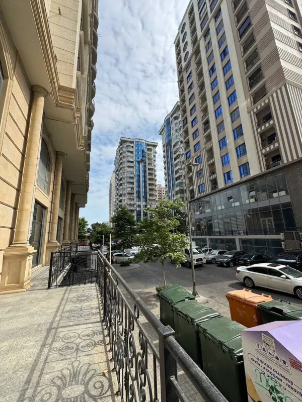 Kirayə verilir obyekt 2000 m²