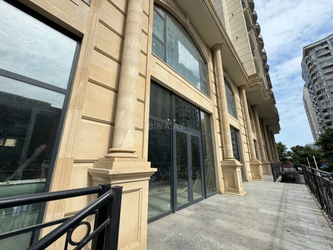 Kirayə verilir obyekt 2000 m²