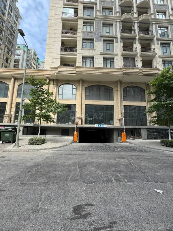 Kirayə verilir obyekt 2000 m²