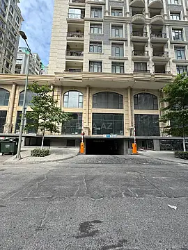 Kirayə verilir obyekt 2000 m²