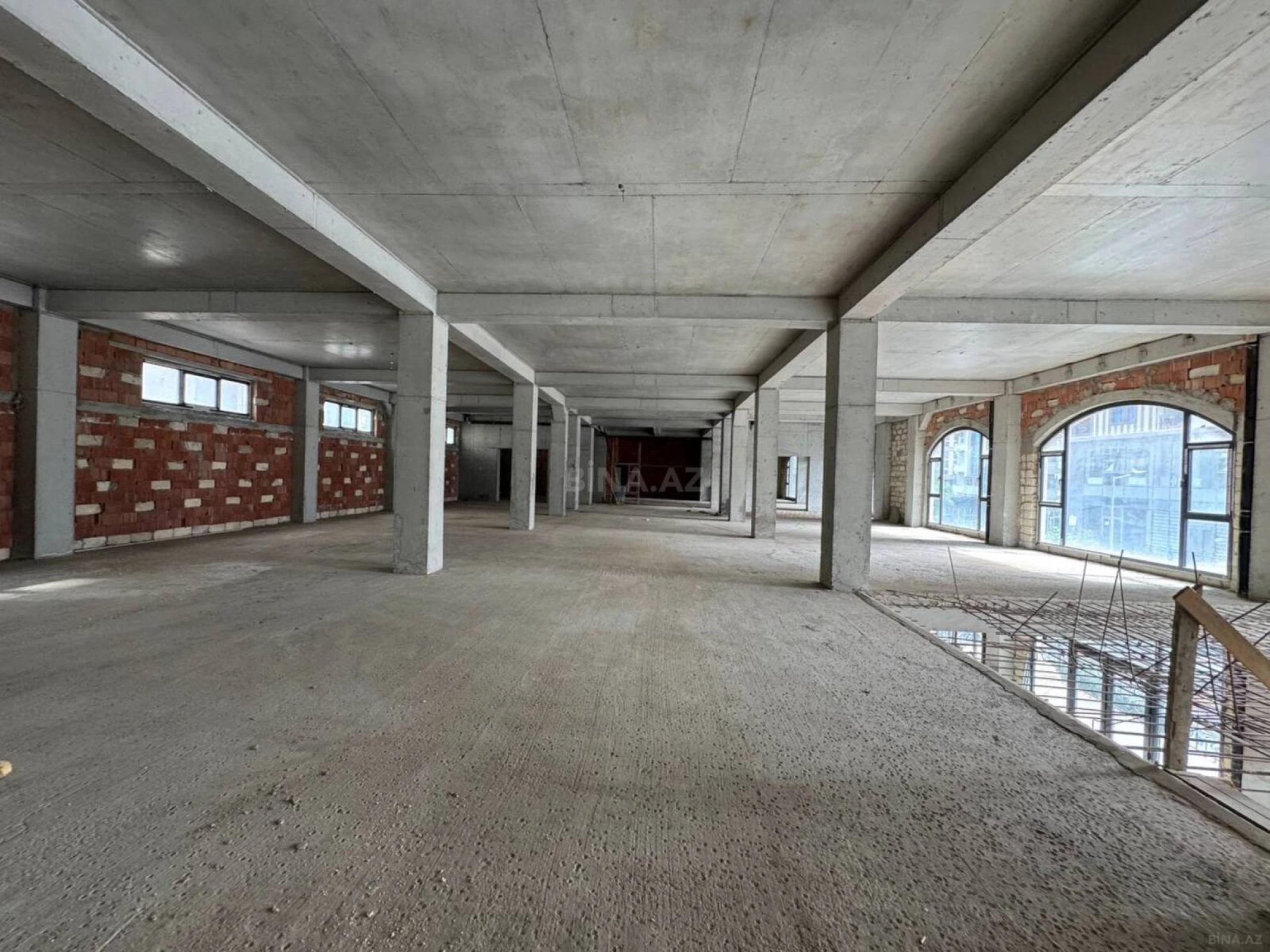 Kirayə verilir obyekt 2000 m²