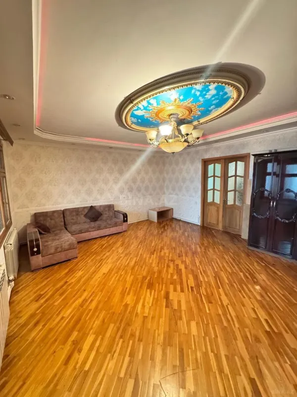 Satılır 3 otaqlı mənzil 85 m²
