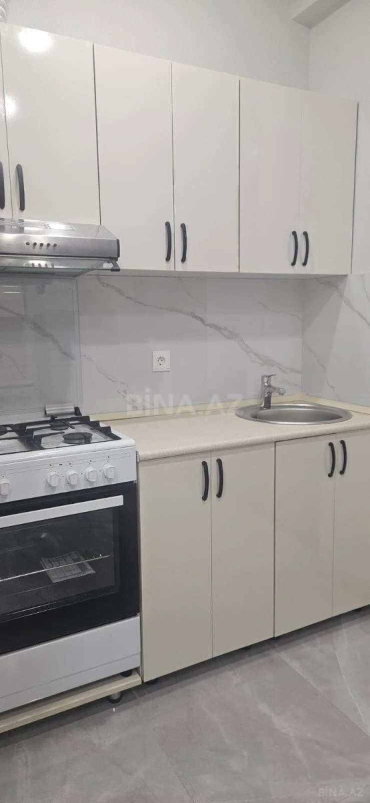 Kirayə verilir 2 otaqlı mənzil 67 m²