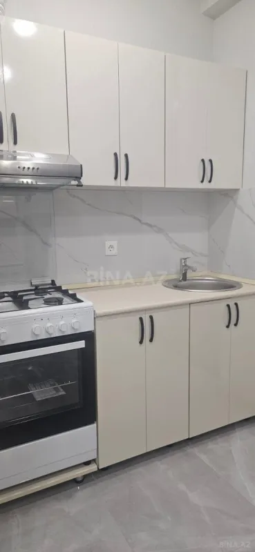 Kirayə verilir 2 otaqlı mənzil 67 m²