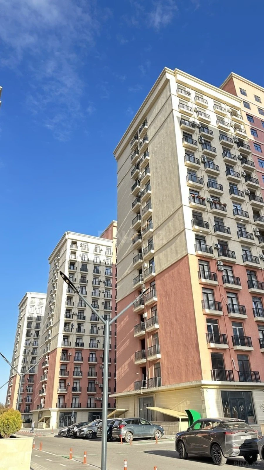 Kirayə verilir 2 otaqlı mənzil 67 m²