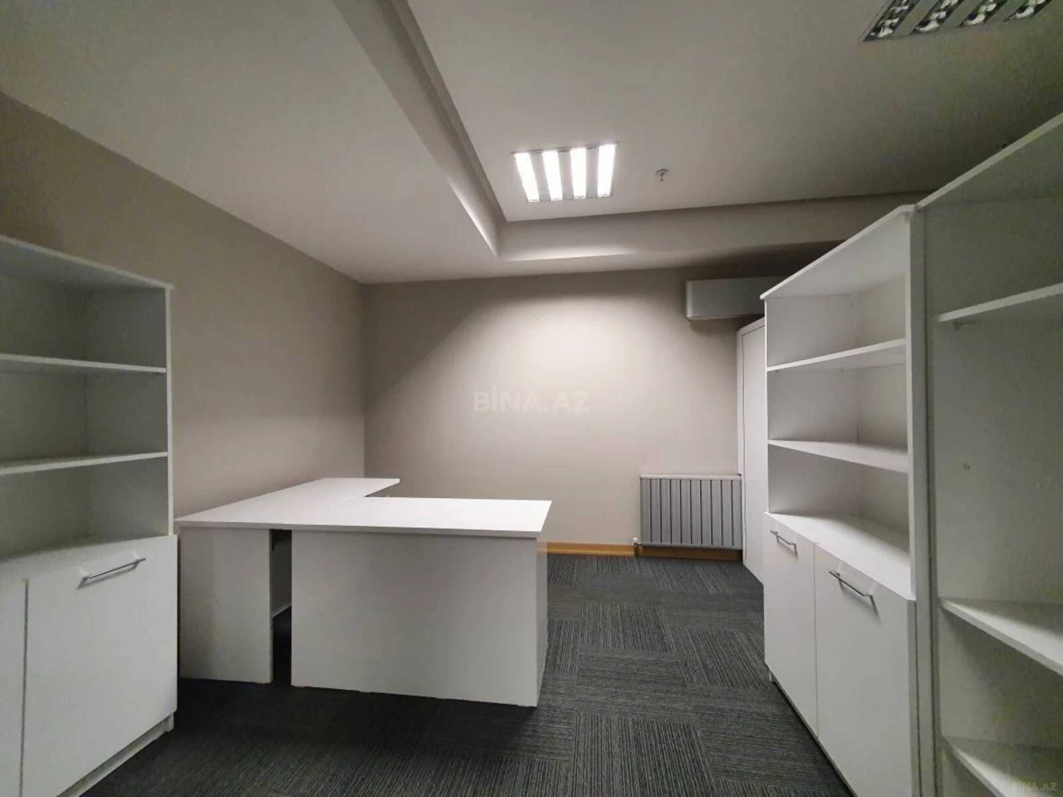 Kirayə verilir 5 otaqlı ofis 236 m²