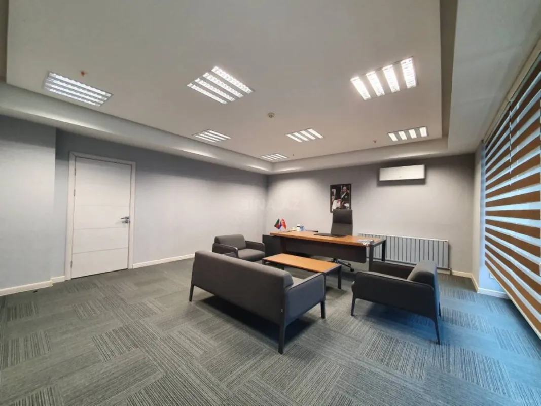 Kirayə verilir 5 otaqlı ofis 236 m²