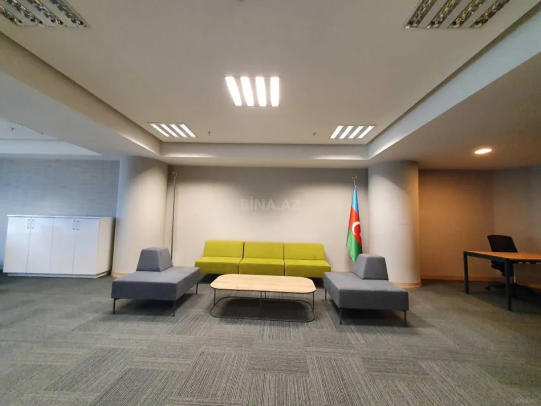Kirayə verilir 5 otaqlı ofis 236 m²
