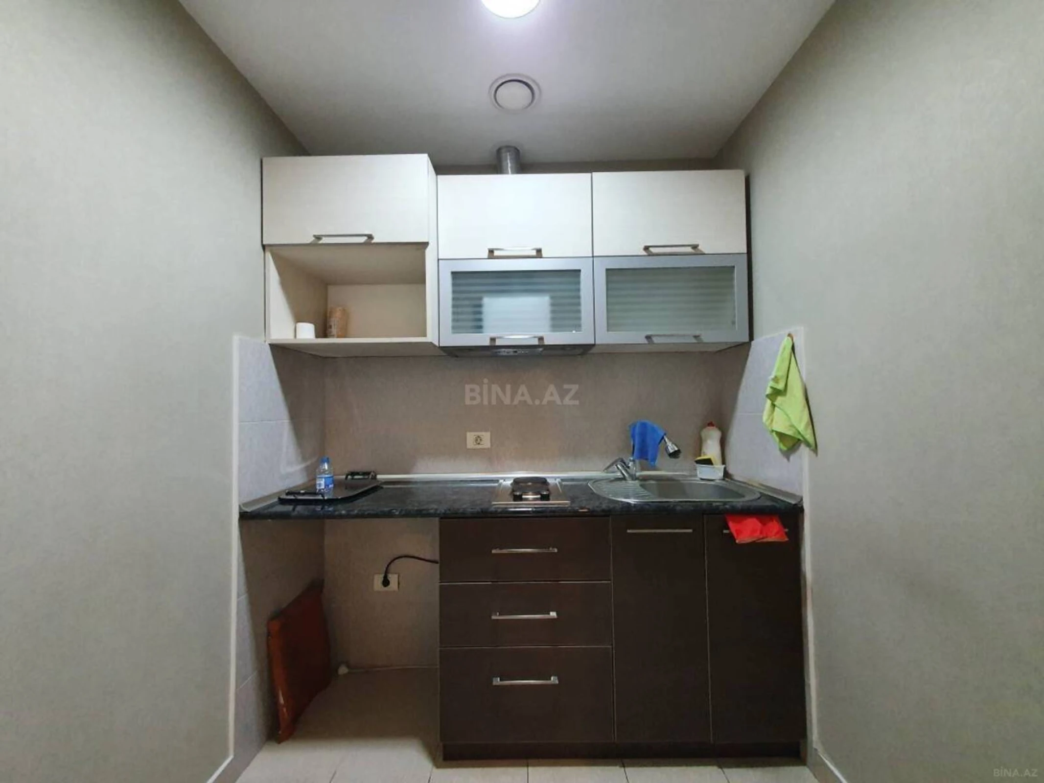 Kirayə verilir 5 otaqlı ofis 236 m²