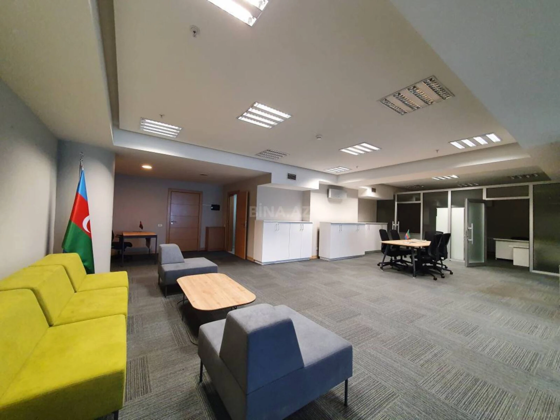 Kirayə verilir 5 otaqlı ofis 236 m²
