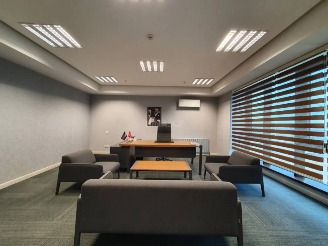 Kirayə verilir 5 otaqlı ofis 236 m²