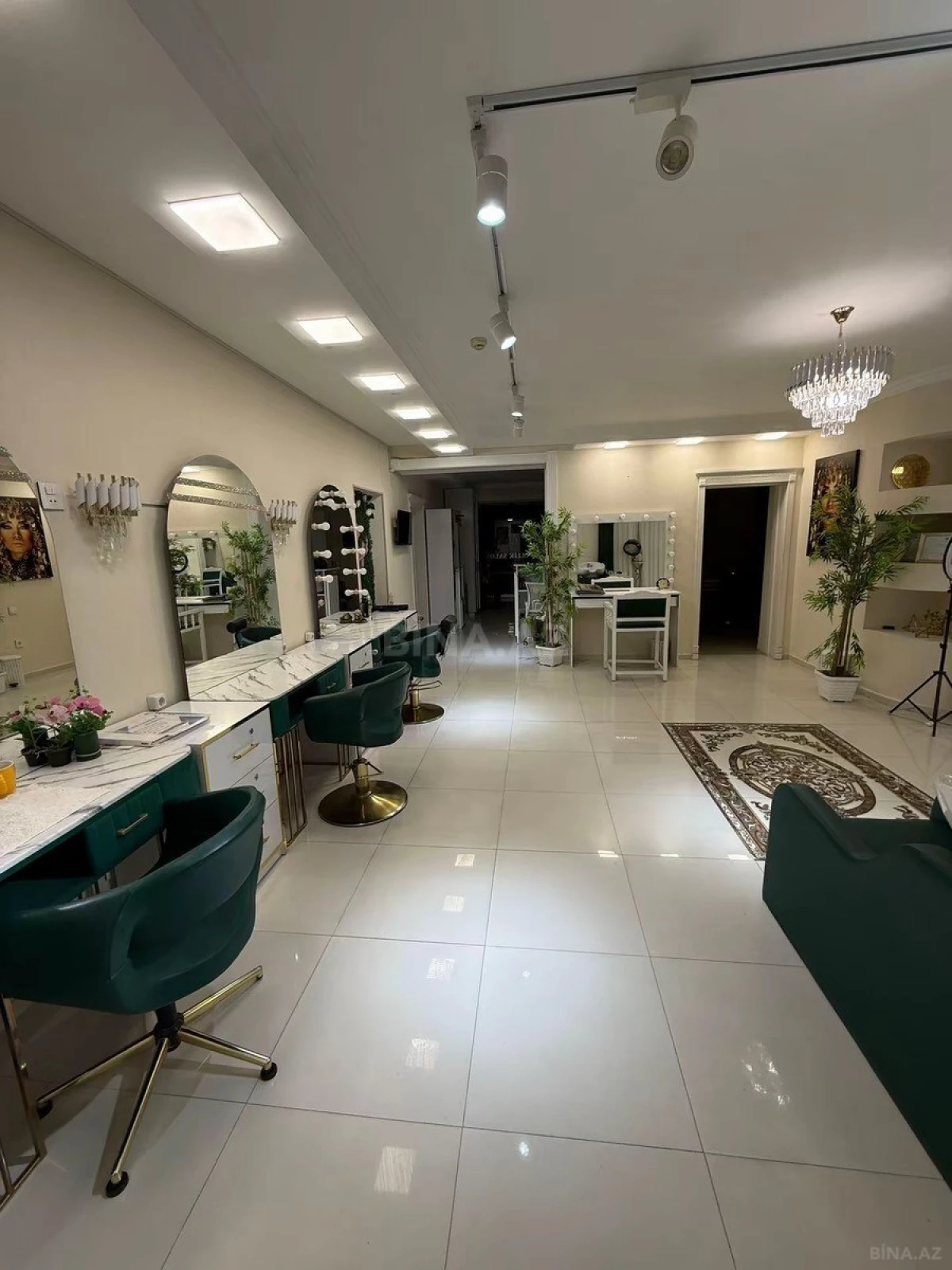 Kirayə verilir obyekt 150 m²