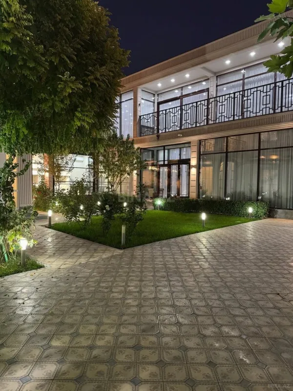 Kirayə verilir 6 otaqlı həyət evi 400 m²