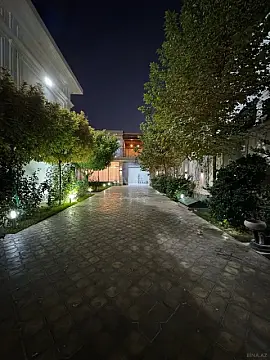 Kirayə verilir 6 otaqlı həyət evi 400 m²