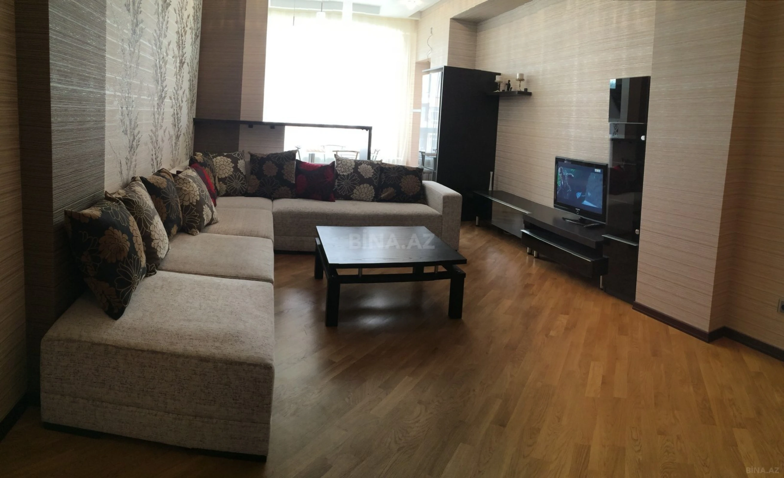 Kirayə verilir 3 otaqlı mənzil 100 m²