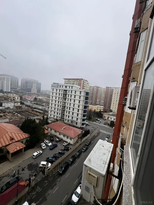 Kirayə verilir 2 otaqlı mənzil 95 m²