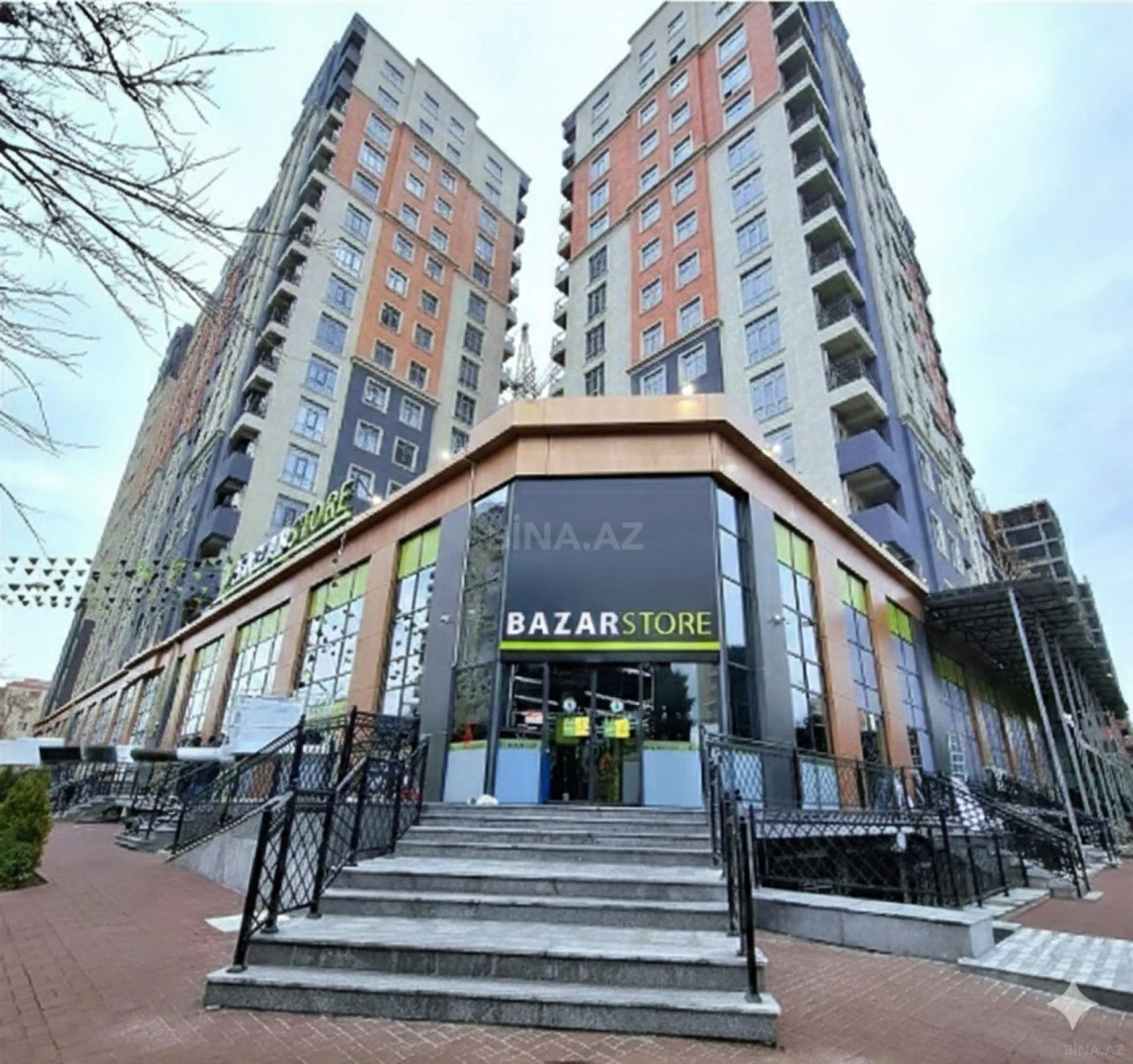 Satılır 3 otaqlı mənzil 86.3 m²