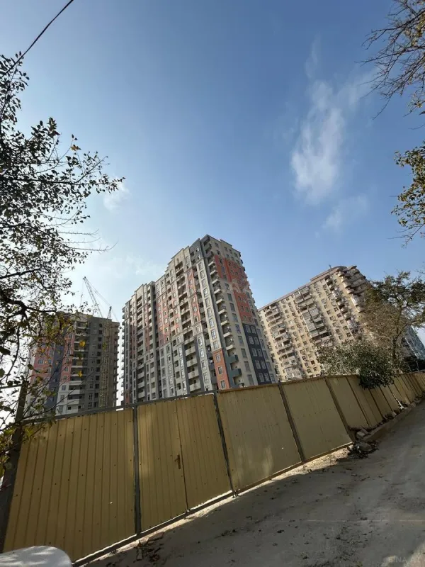 Satılır 3 otaqlı mənzil 86.3 m²