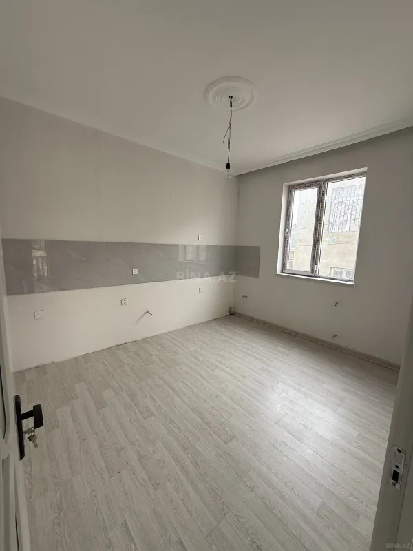Satılır 4 otaqlı həyət evi 215 m²